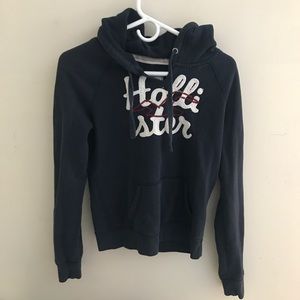 Women's Hollisyer Hoodie, Size Large, runs small!